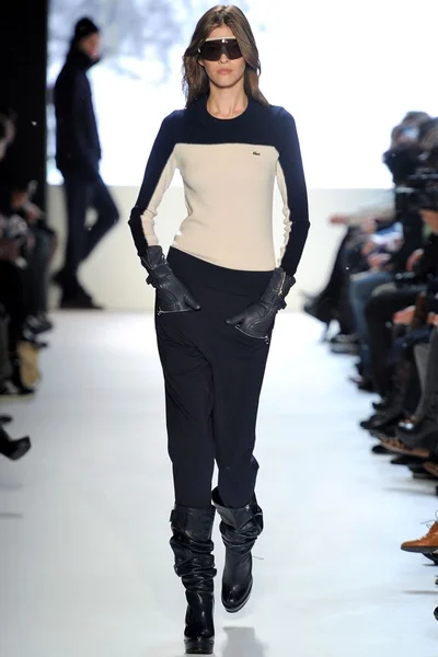 Look 8